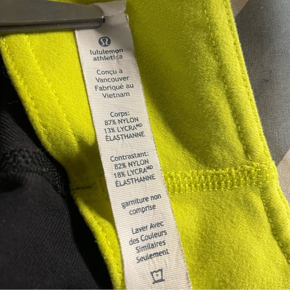 Lululemon Forme Jacket Cuffins Pow Stripe Split Pea Black Size 4 in EUC - Picture 9 of 11